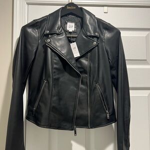 GAP Women's Sleek Black Leather Vegan Jacket